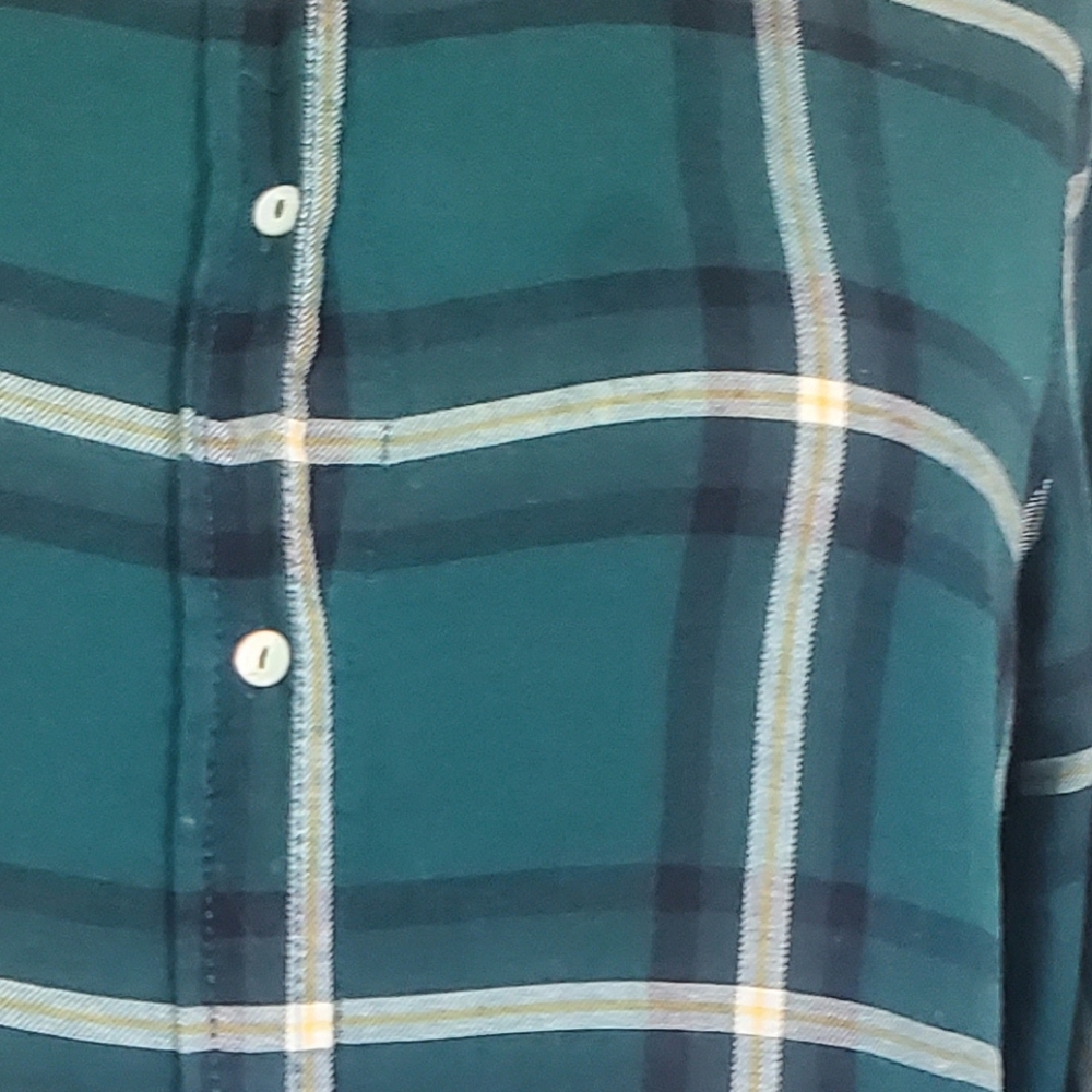 Flannel button down - Picture 4 of 4